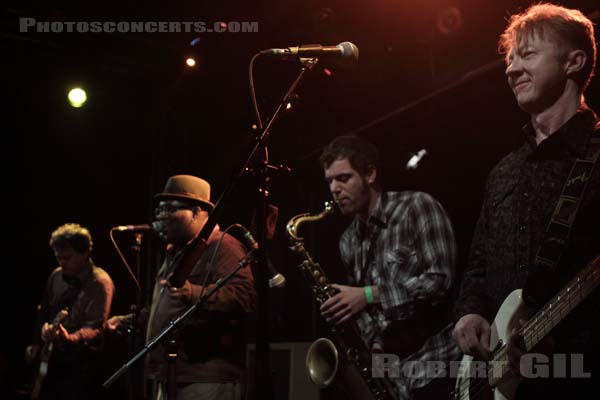 BARRENCE WHITFIELD AND THE SAVAGES - 2012-04-04 - PARIS - La Fleche d'Or - 